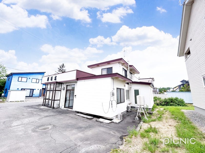 帯広市川西町基線　店舗付住宅