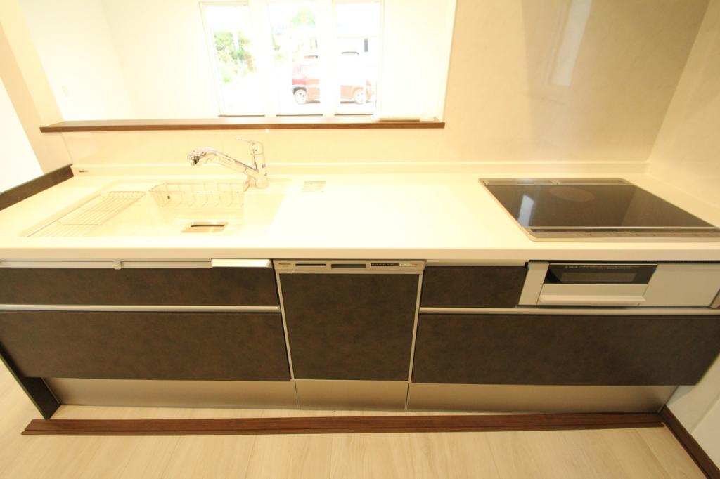 【価格改定】西２４条南２丁目　新築戸建 内観