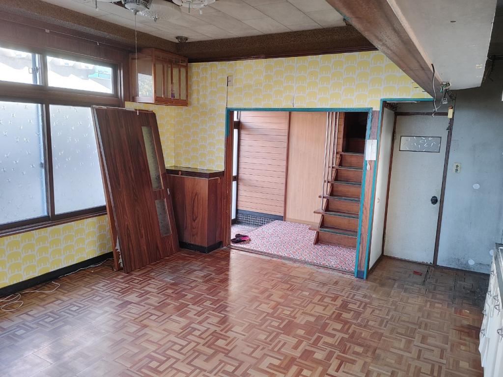 【価格改定】西５条南１３丁目　店舗付中古物件 内観