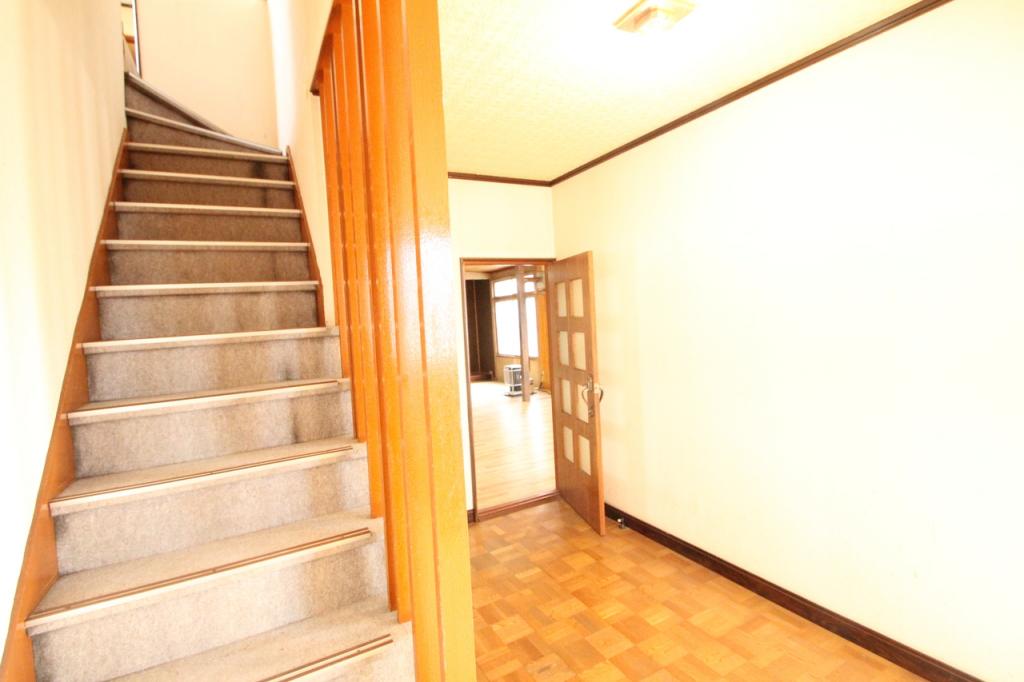 【価格改定】大空町１０丁目　中古戸建 内観