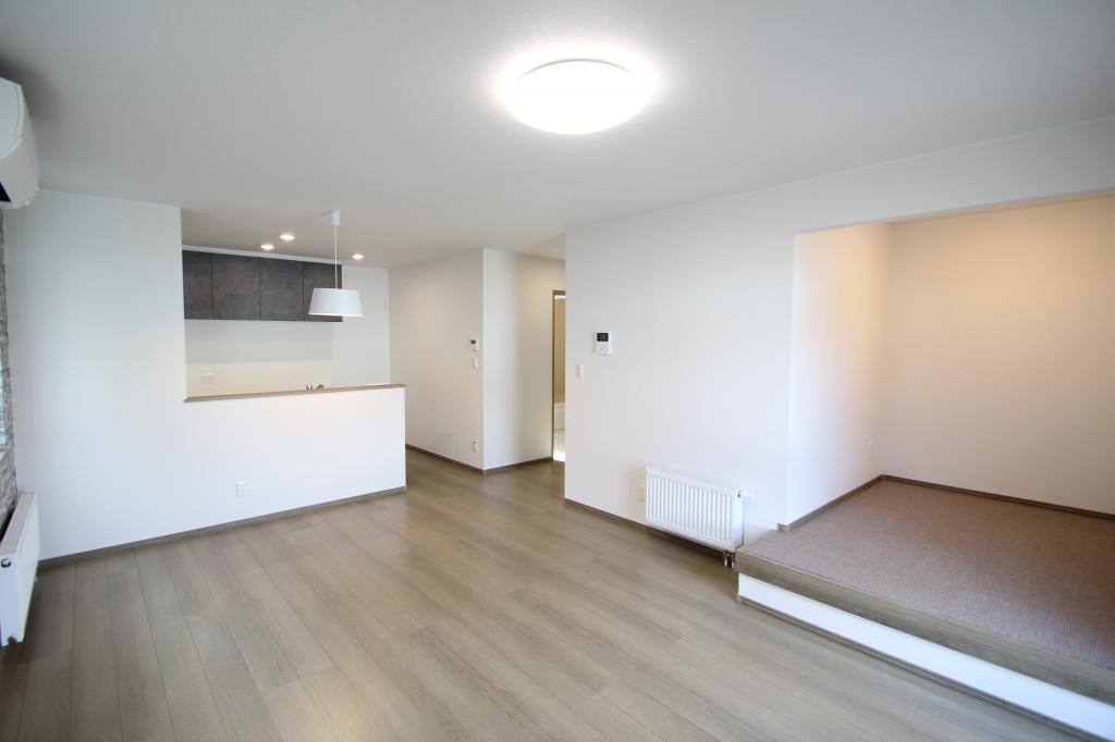 【写真追加】西１９条南３丁目　Ｂ棟　新築戸建 内観