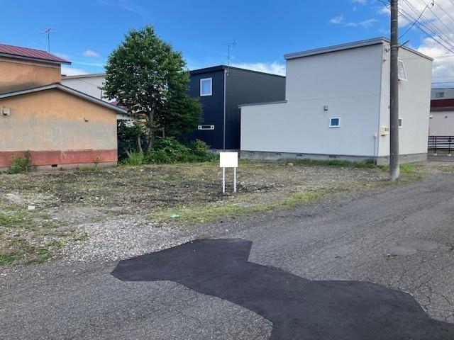 西１３条南３３丁目　分譲地