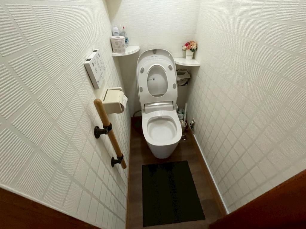 東６条南１６丁目　中古戸建 内観