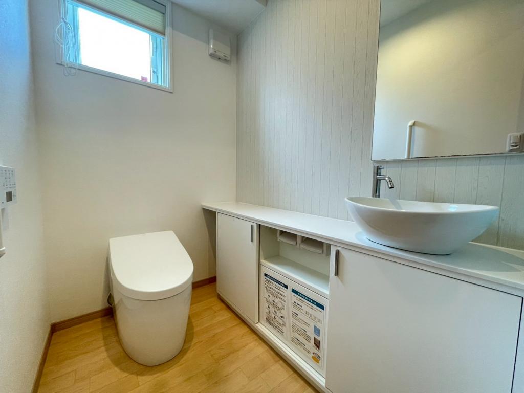 ※商談中※【一条工務店様施工の築浅平家♪】大空町４丁目　中古戸建 内観