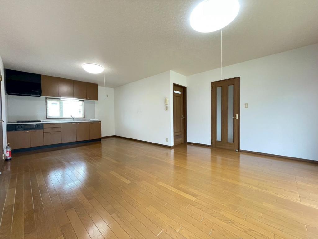 ※商談中※【敷地広々な平家♪】柏林台東町5丁目　中古戸建  内観