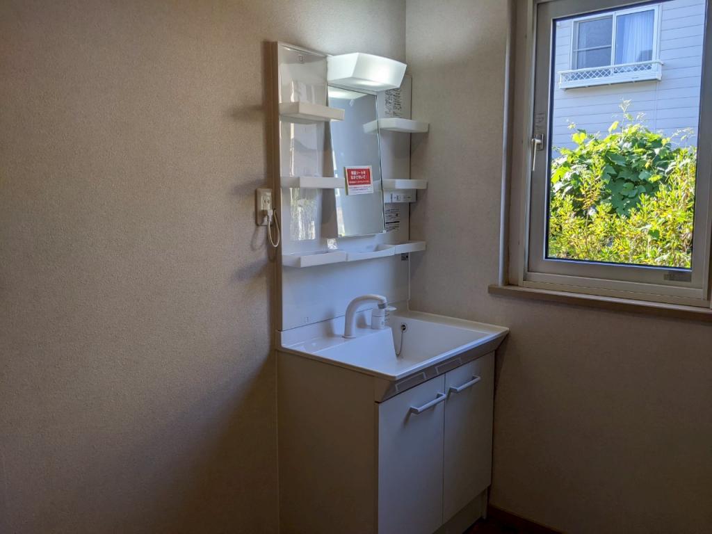 【価格改定】【家具付き♪】西２３条南３丁目　リフォーム物件 内観