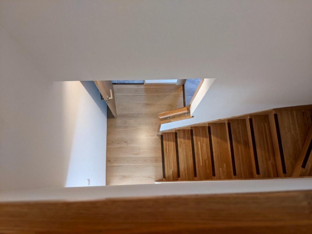 【価格改定】【家具付き♪】西２３条南３丁目　リフォーム物件 内観