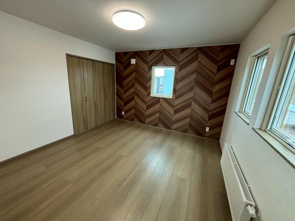 【写真追加】西８条南２丁目　新築戸建 内観