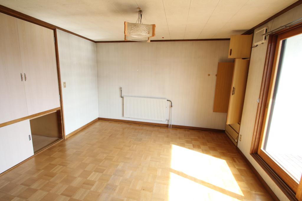 【写真追加】大通南３４丁目　中古戸建 内観