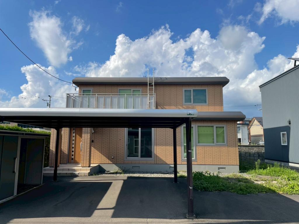 【価格改定】西２５条南３丁目　ソーラーパネル付中古住宅