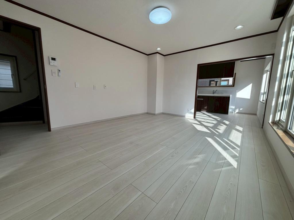 ※商談中※西１９条南４丁目　リフォーム住宅 内観