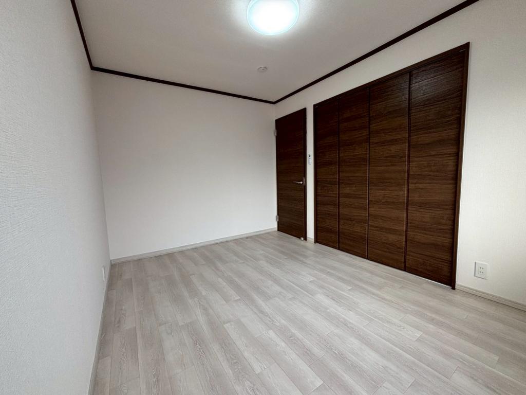 ※商談中※西１９条南４丁目　リフォーム住宅 内観