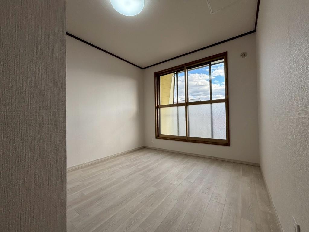 ※商談中※西１９条南４丁目　リフォーム住宅 内観