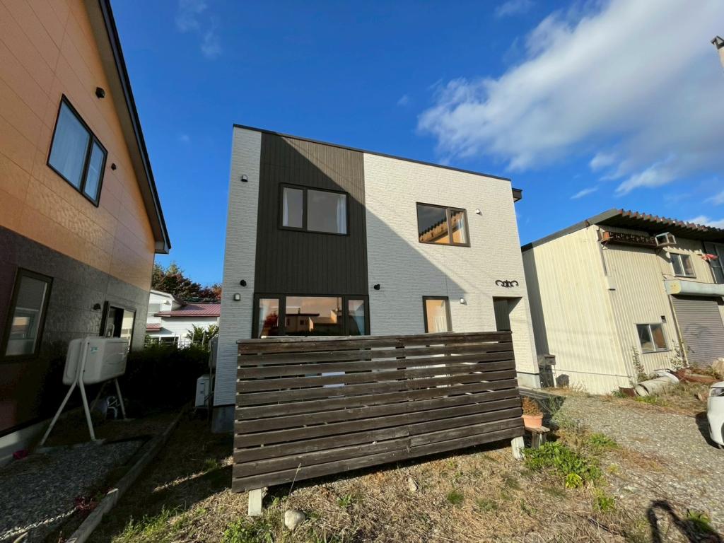 西１４条南２８丁目　中古戸建