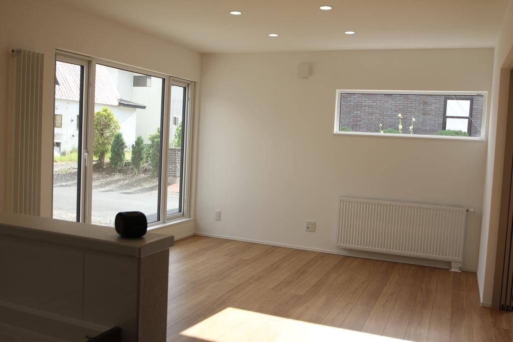 西２０条南４丁目　Ａ棟　新築戸建 内観