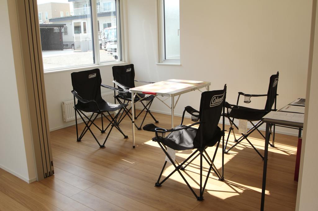 西２０条南４丁目　Ａ棟　新築戸建 内観