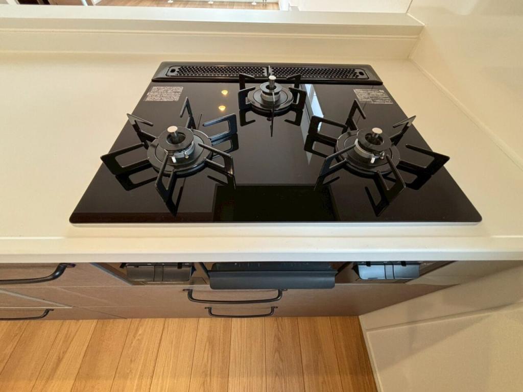 【写真追加】東７条南２３丁目　Ａ棟　新築戸建 内観