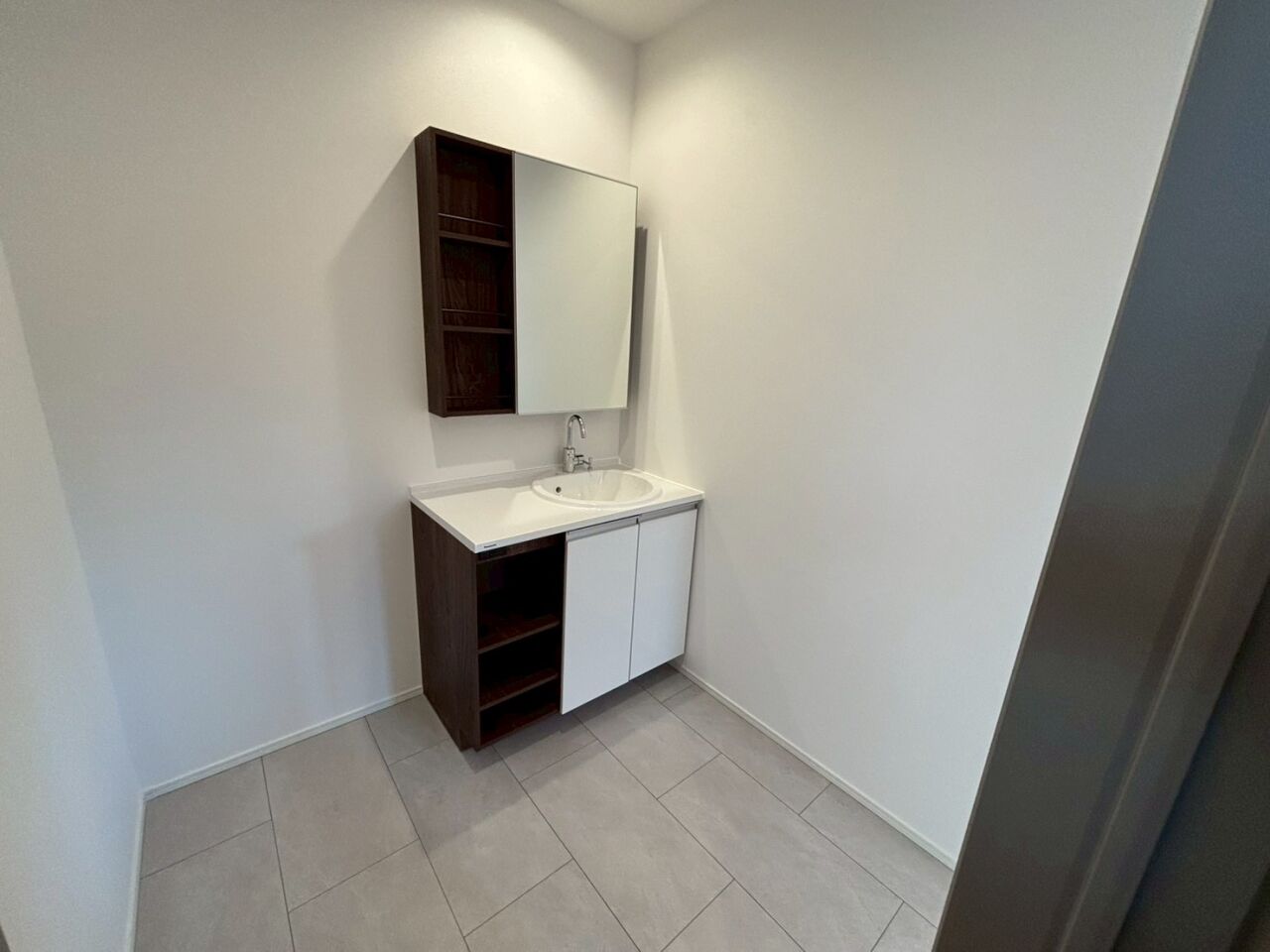 【写真追加】東７条南２３丁目　Ａ棟　新築戸建 内観