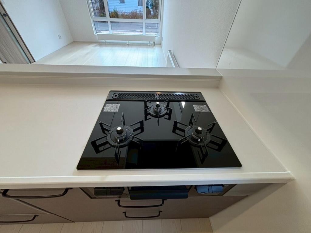 【写真追加】東７条南２３丁目　Ｃ棟　新築戸建 内観