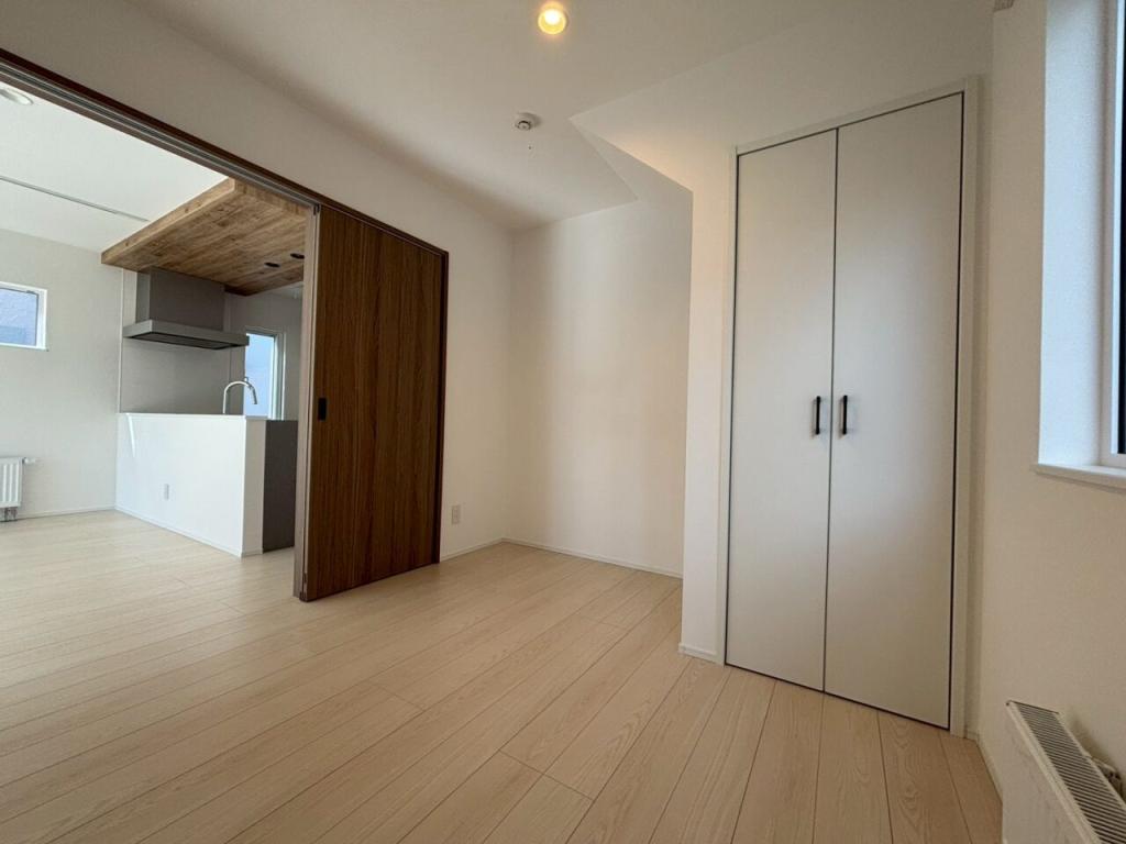 【写真追加】東７条南２３丁目　Ｃ棟　新築戸建 内観