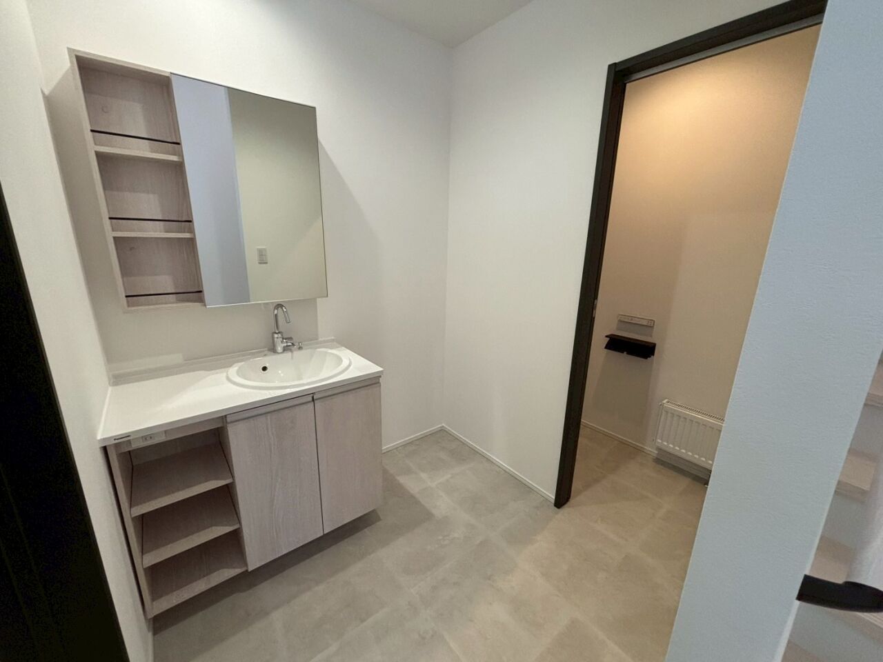 【写真追加】東７条南２３丁目　Ｃ棟　新築戸建 内観