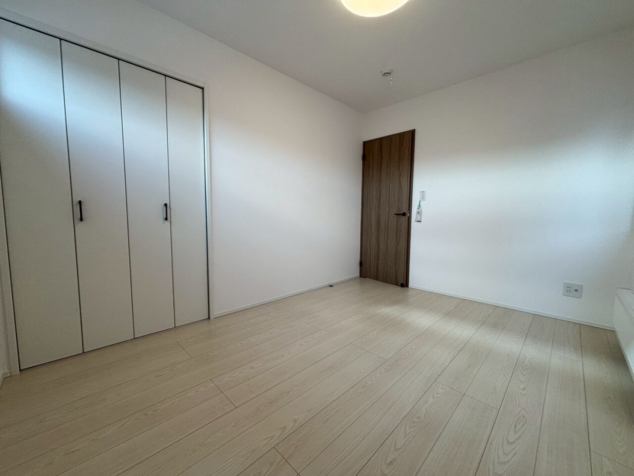 【写真追加】東７条南２３丁目　Ｃ棟　新築戸建 内観