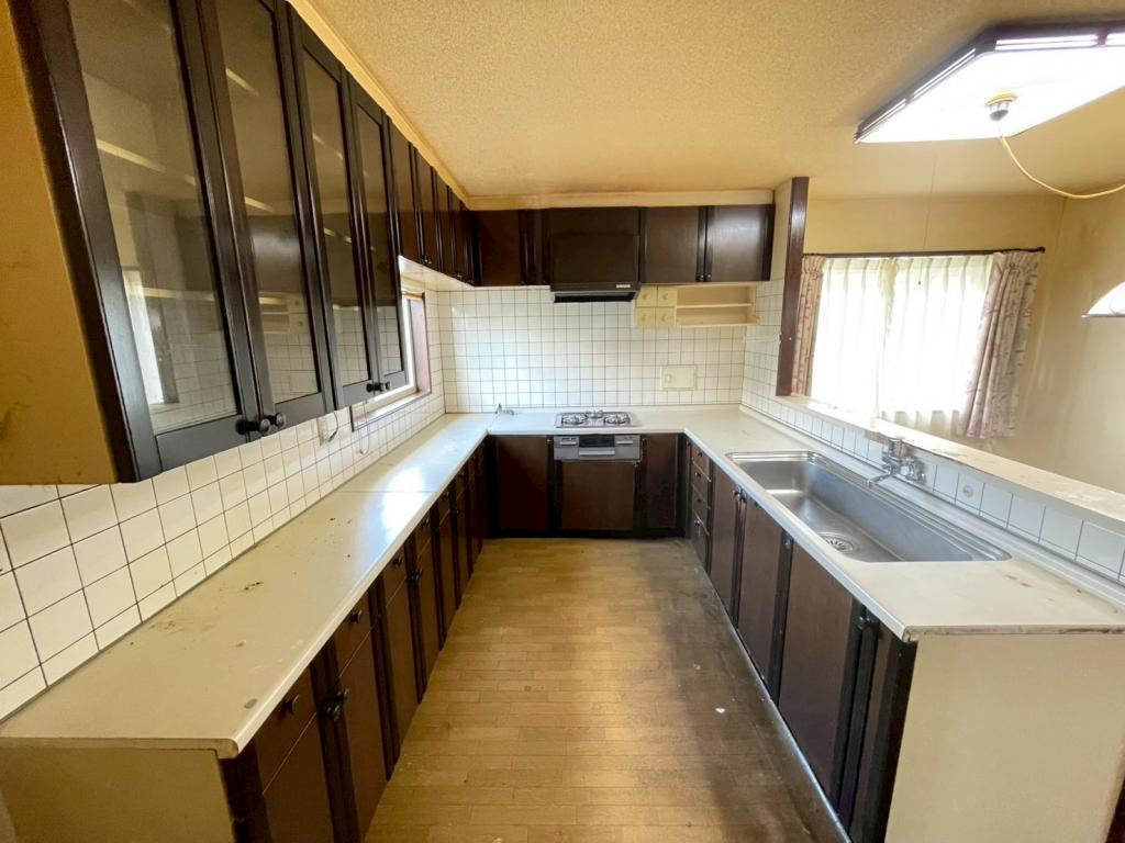 【価格改定】池田町字旭町４丁目　中古戸建 内観