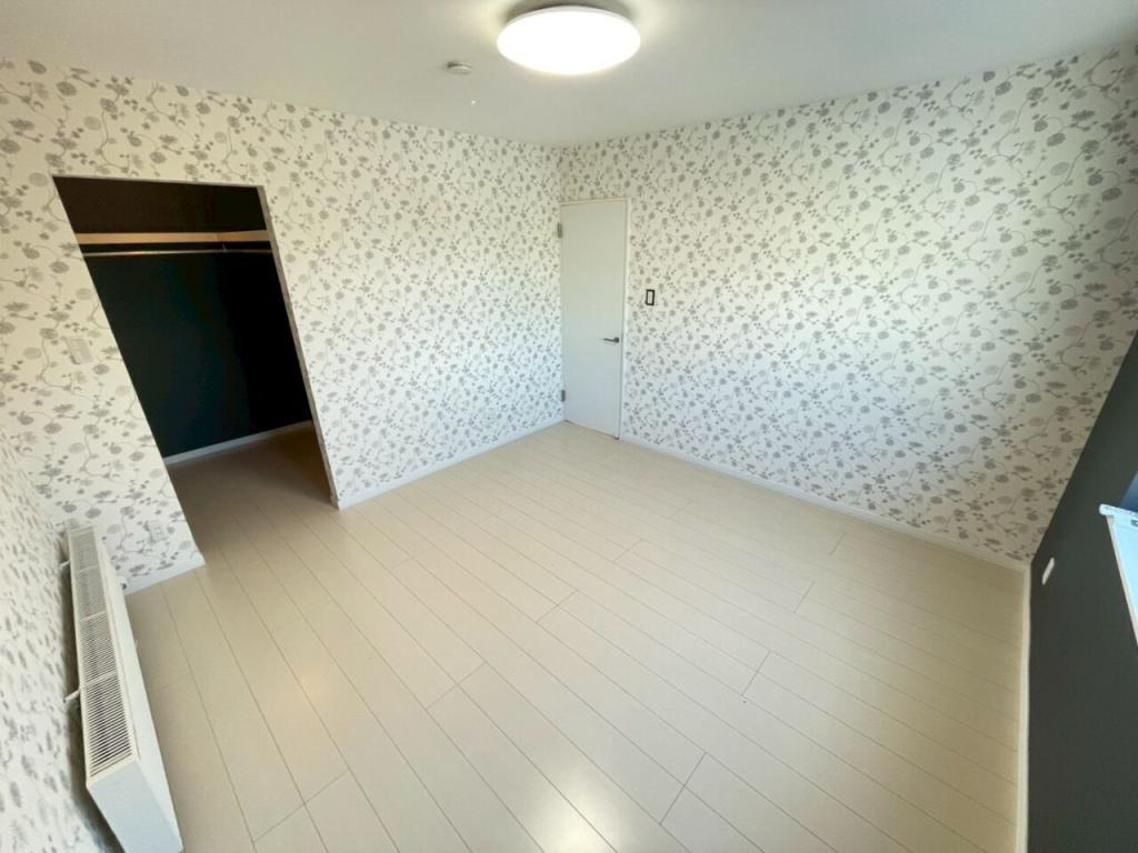 ☆写真更新☆西１４条南２８丁目　中古戸建 内観