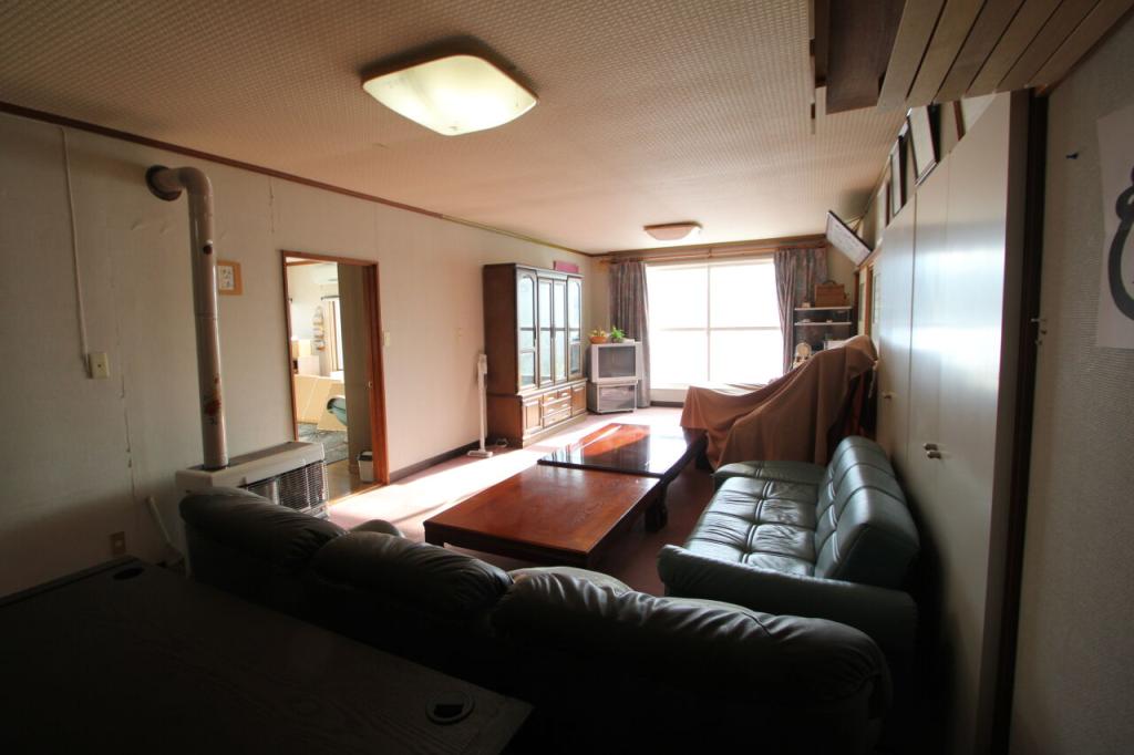 ※商談中※鹿追町泉町１丁目　中古戸建 内観