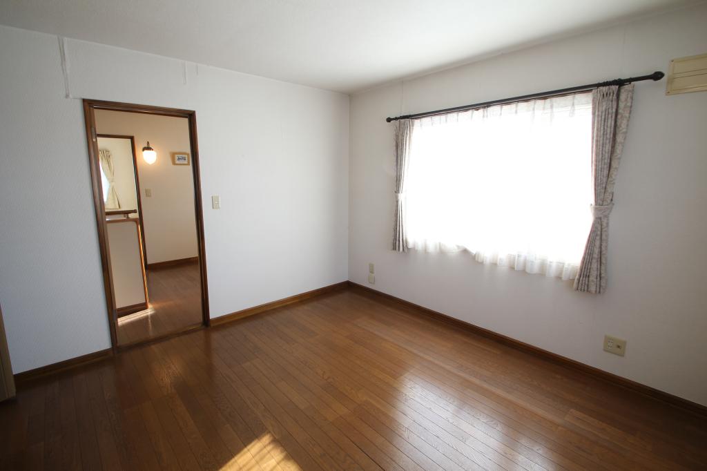 西１３条南２丁目　中古戸建 内観