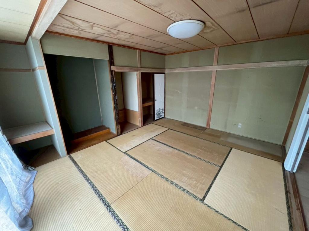 士幌町字士幌西１線　中古戸建 内観
