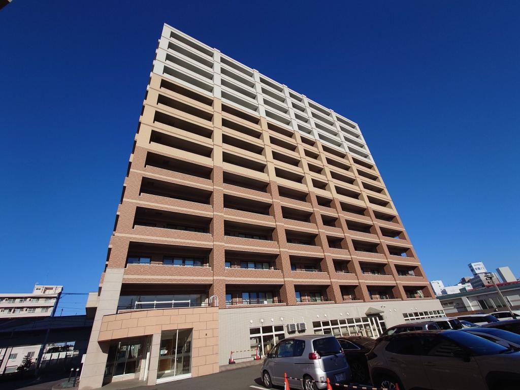 パシフィック西６条イーストウィング　１３０６号室