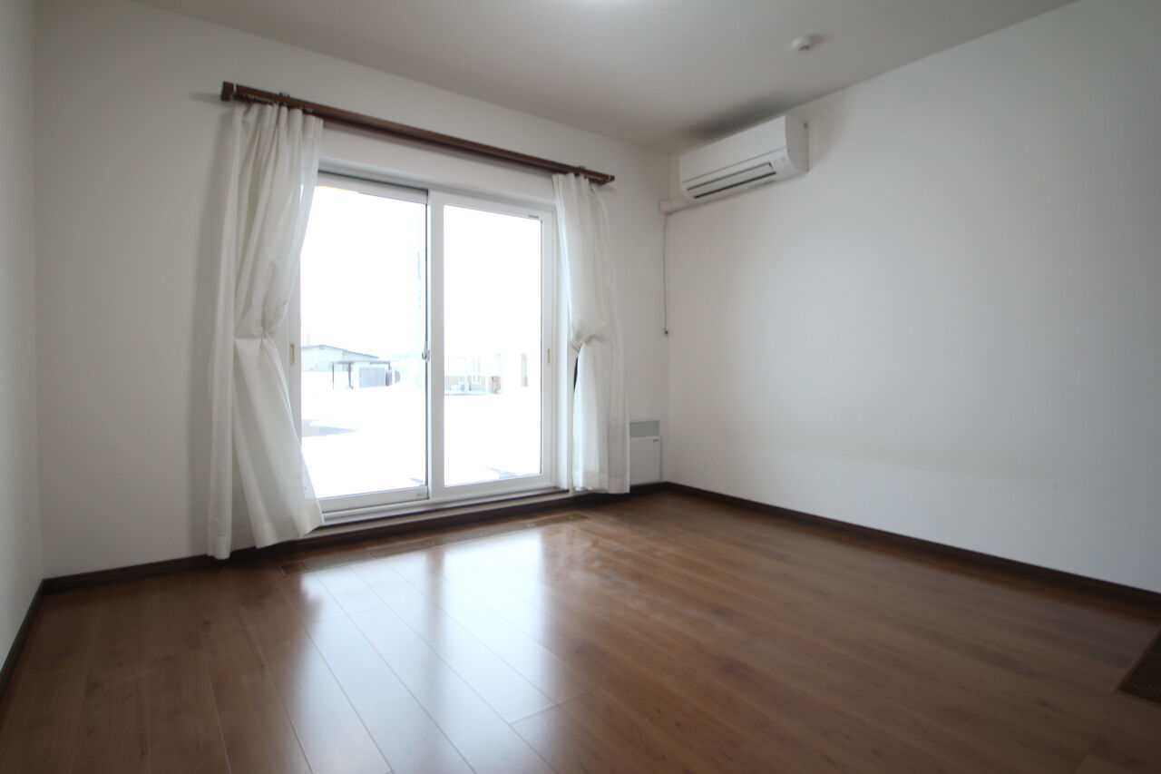 士幌町字士幌西２線　中古平屋 内観