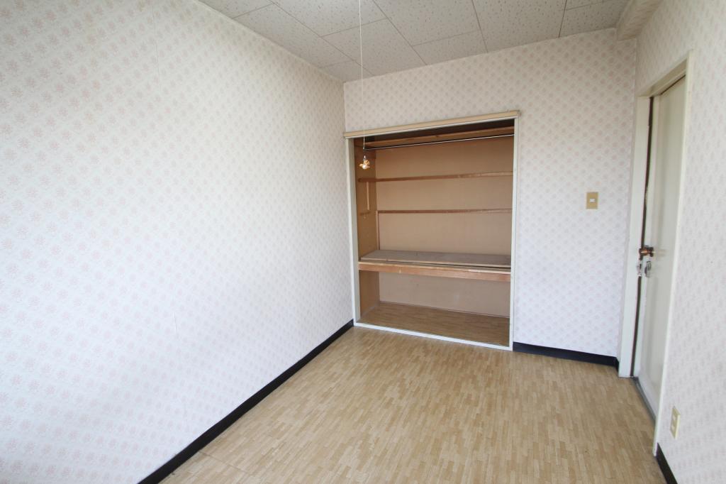 【価格改定】オリエンタルコーポ　３０２号室 内観