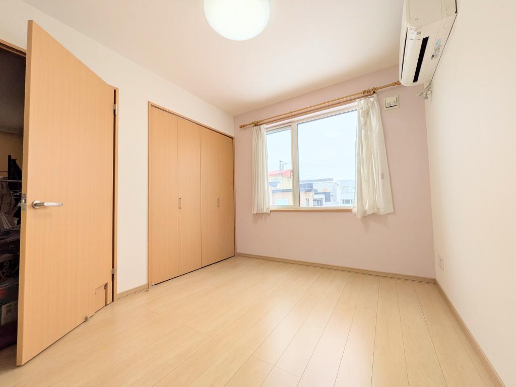 西１３条南１７丁目　中古戸建 内観