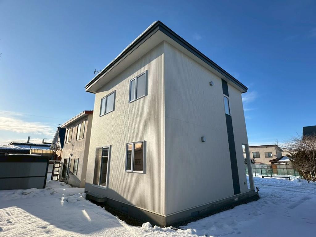 【写真追加】西２条南３７丁目　西棟　新築戸建 内観