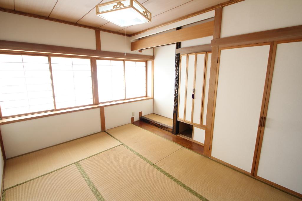 西２５条南３丁目　中古戸建 内観