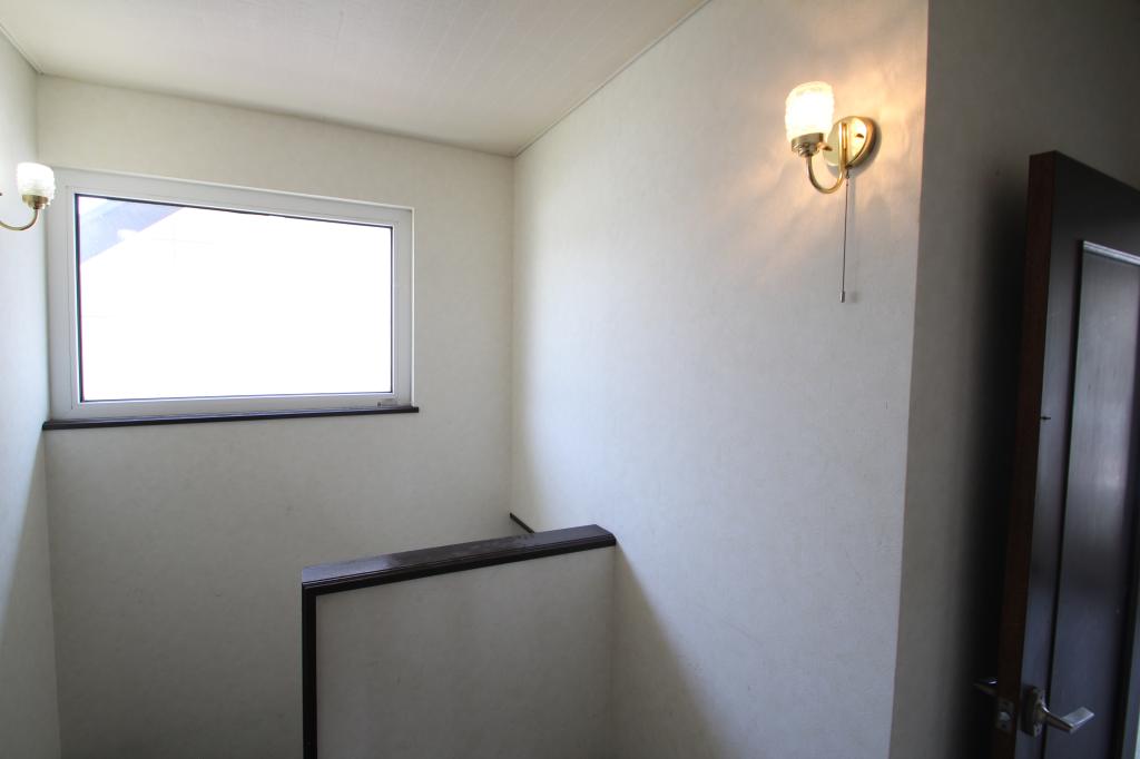 西２５条南３丁目　中古戸建 内観