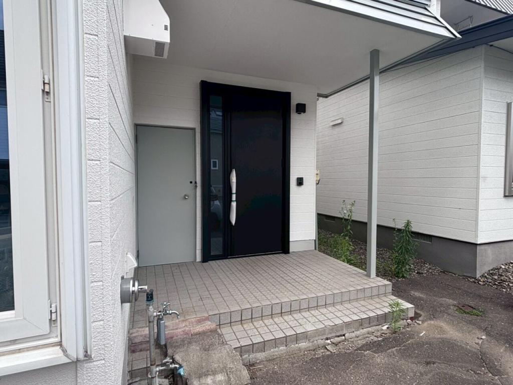 【写真追加】西１３条北５丁目　リフォーム住宅 内観