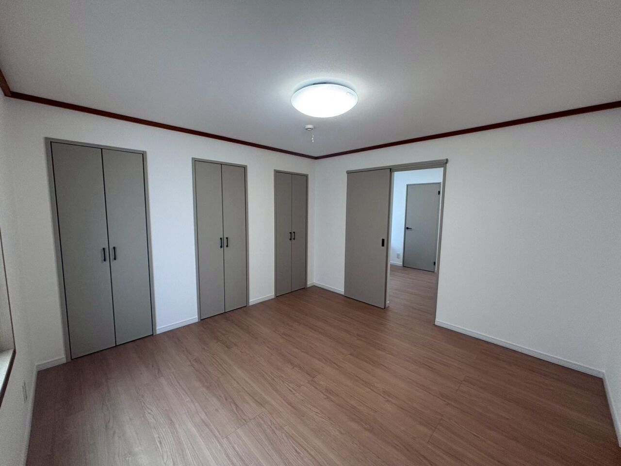 【写真追加】西１３条北５丁目　リフォーム住宅 内観