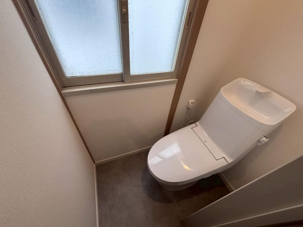 【写真追加】西１３条北５丁目　リフォーム住宅 内観