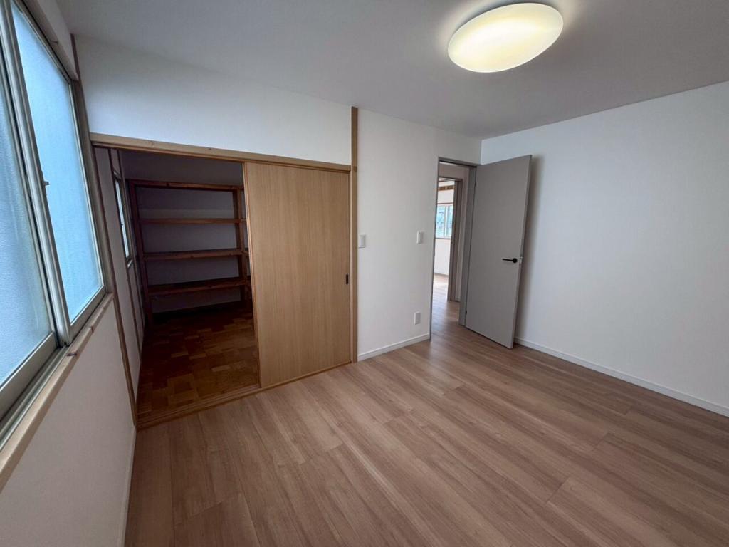 【写真追加】西１３条北５丁目　リフォーム住宅 内観