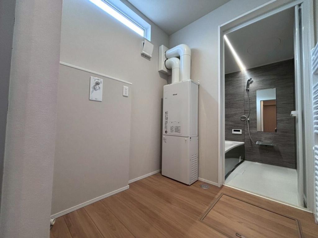 【価格改定】【STANDARD LINE】西１８条南２丁目　Ａ棟　新築戸建 内観