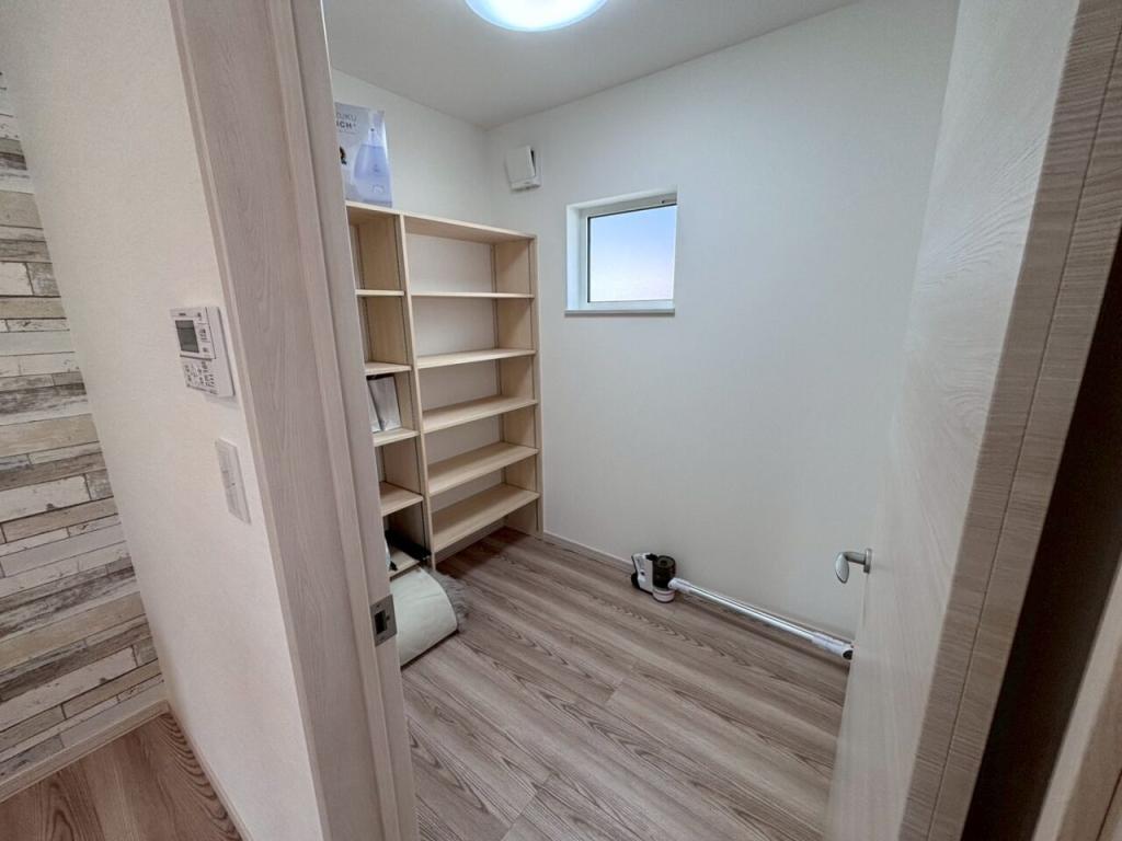 【写真追加】西２１条南３丁目　新築戸建 内観