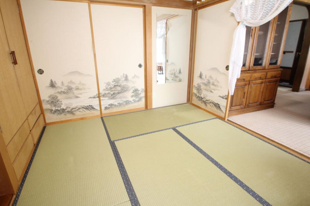 【写真追加】西２０条南２丁目　中古戸建 内観