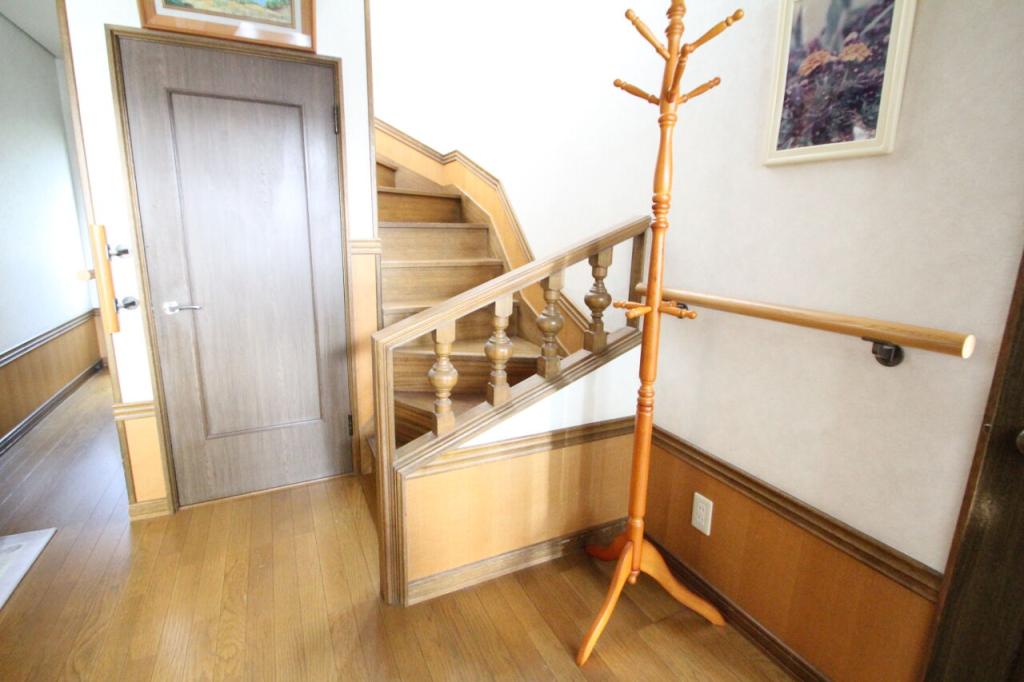 【写真追加】西２０条南２丁目　中古戸建 内観