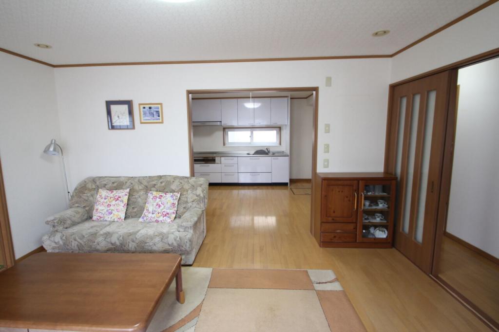 【写真追加】音更町大通５丁目　中古戸建 内観