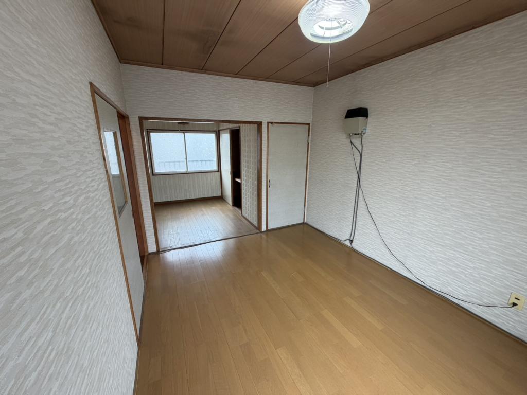 【写真追加】西１８条南４丁目　中古戸建 内観